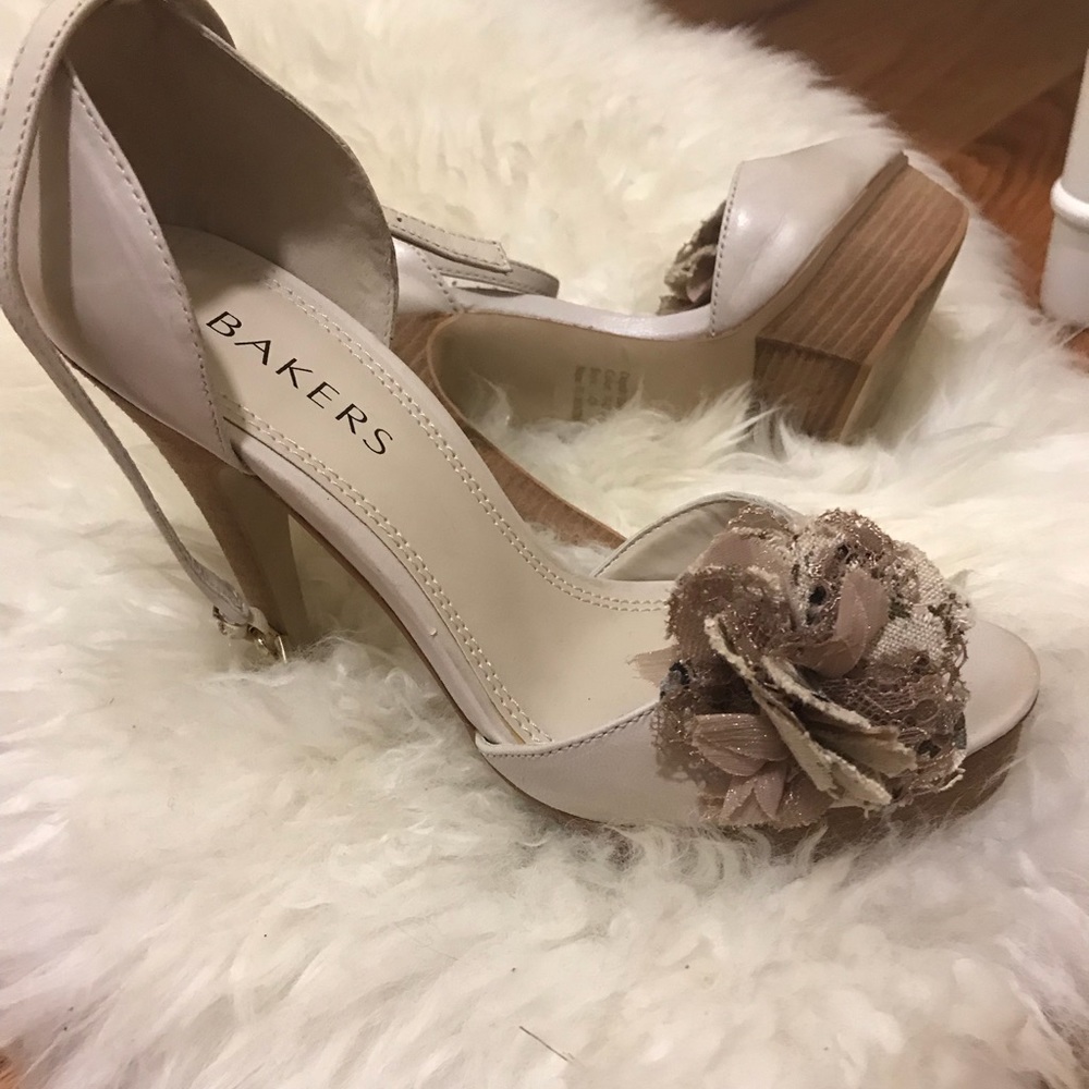 Bakers Open Toe Pumps